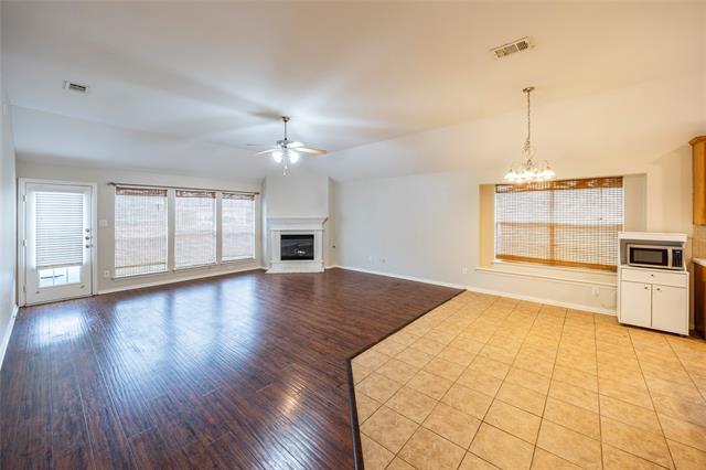 Building Photo - 11569 La Grange Dr