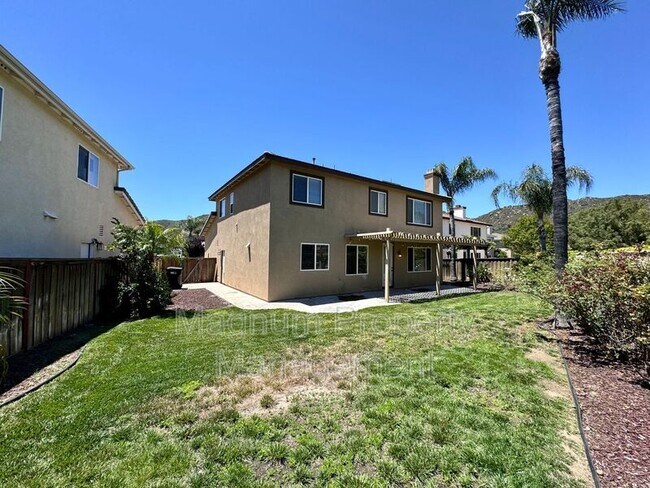 Building Photo - 38090 Sherwood St