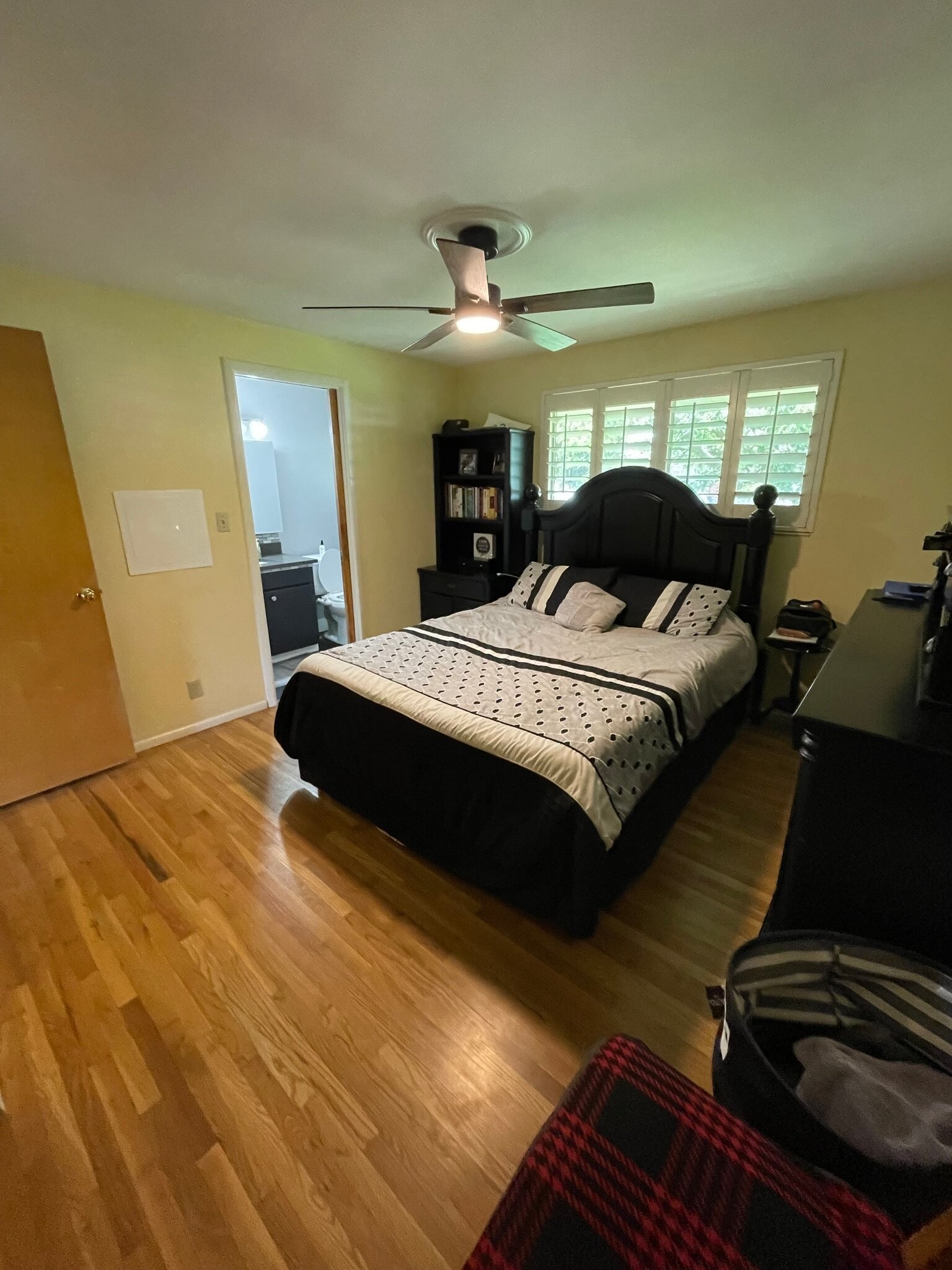 Building Photo - 842 Shannon Rd