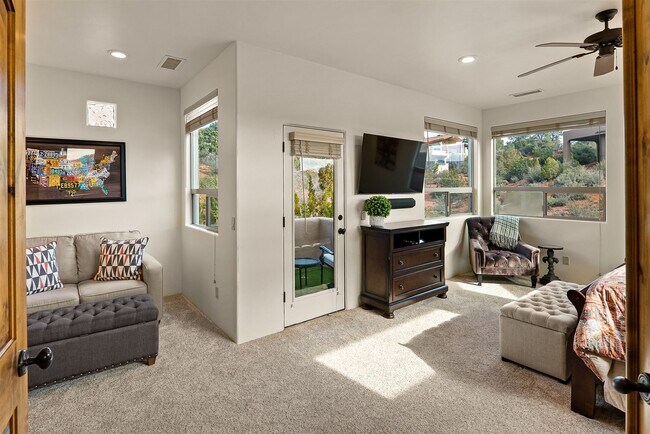 Building Photo - 2450 Mule Deer Rd