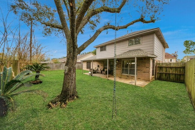 Building Photo - 1024 Glenview Dr