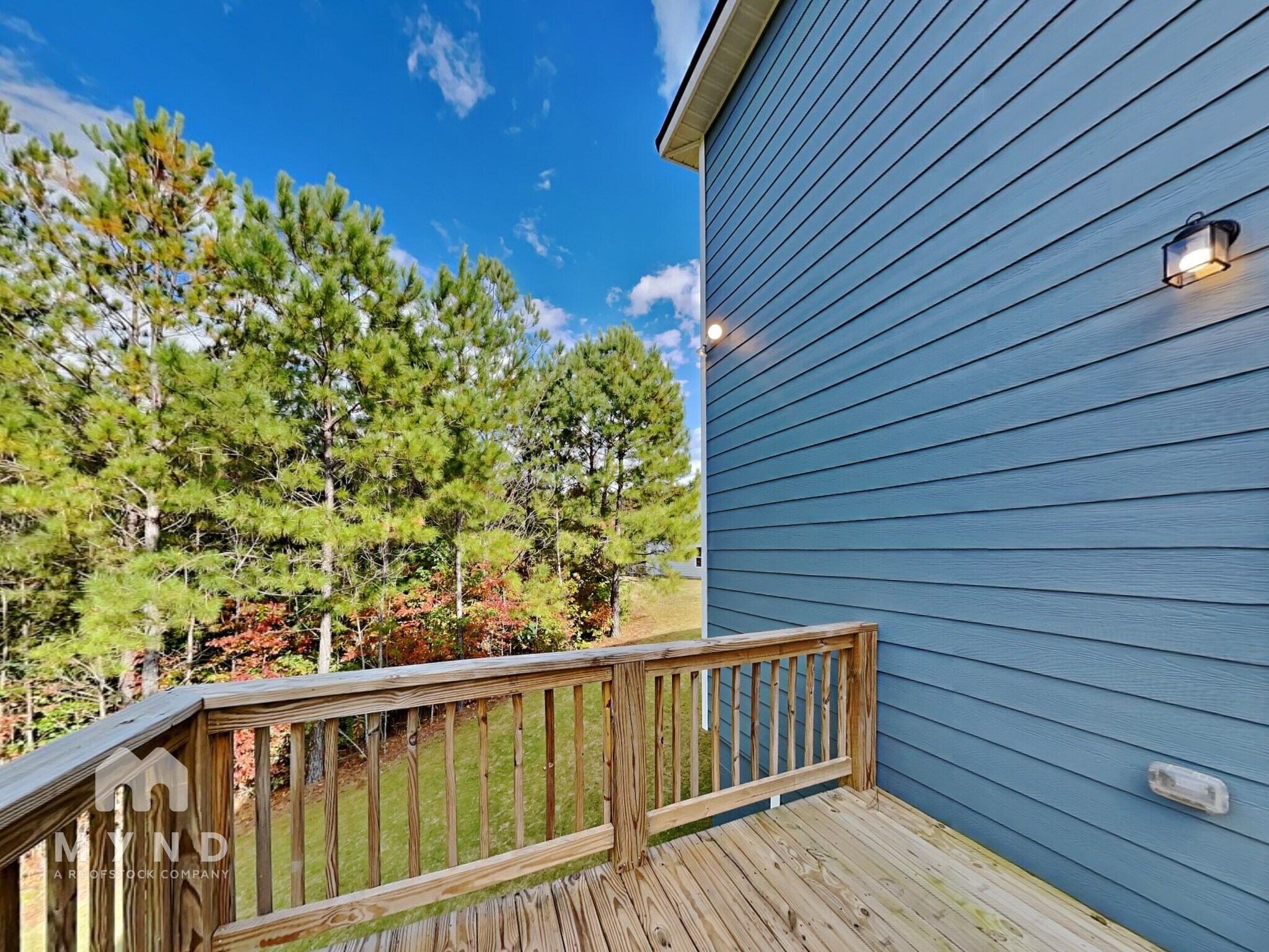Building Photo - 386 Springwater Wy