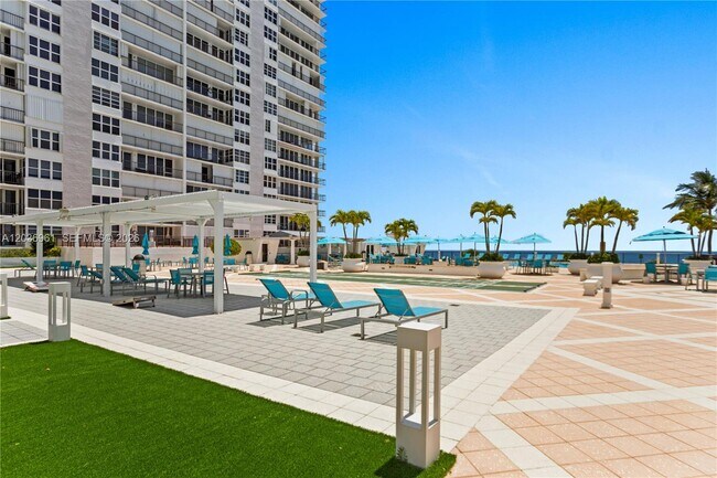 Building Photo - 4280 Galt Ocean Dr