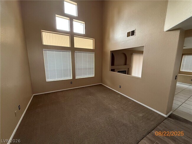 Building Photo - 922 Prairie Grass Dr
