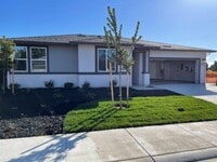 Building Photo - Great Galt 3 Bedroom