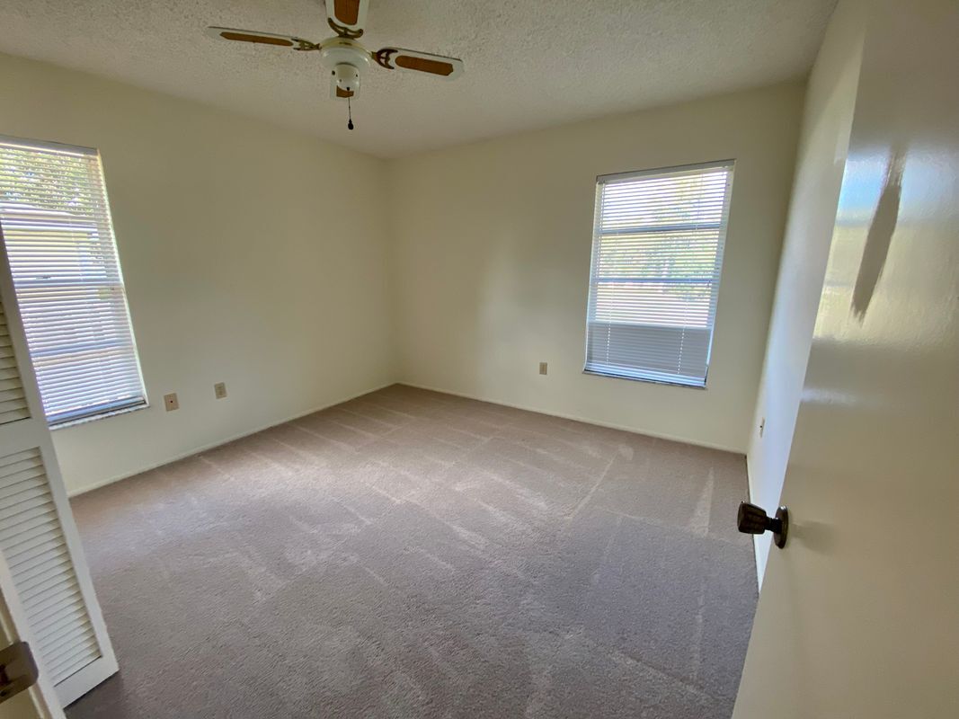 Building Photo - 1429 Dogwood Dr
