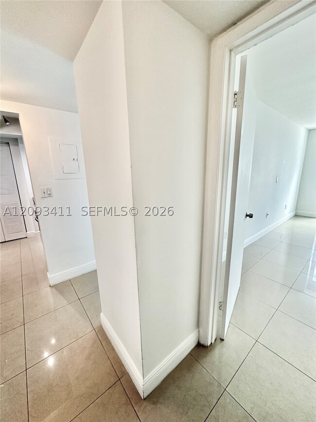 Building Photo - 850 N Miami Ave