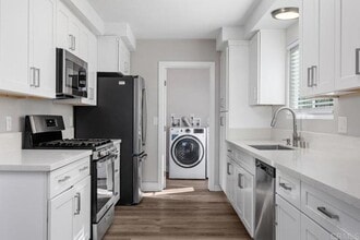 Building Photo - 1134 Montura Rd