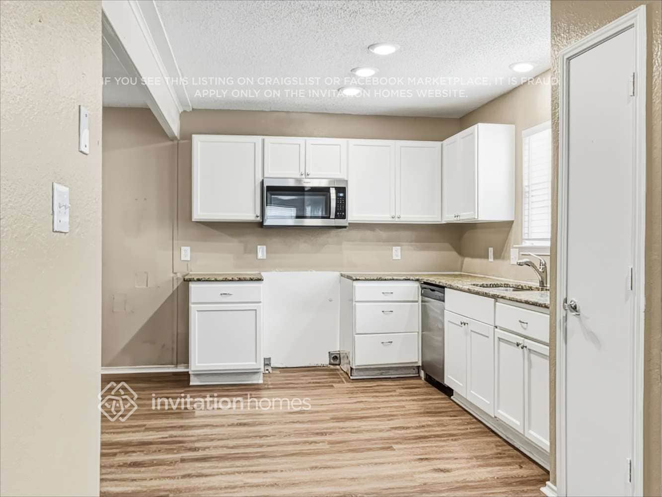 Building Photo - 1111 Brewer Dr