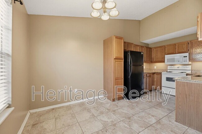 Building Photo - 8617 Little Field Way