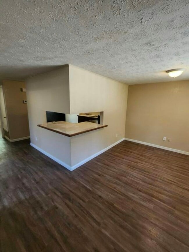Building Photo - 4419 Crossbow Rd