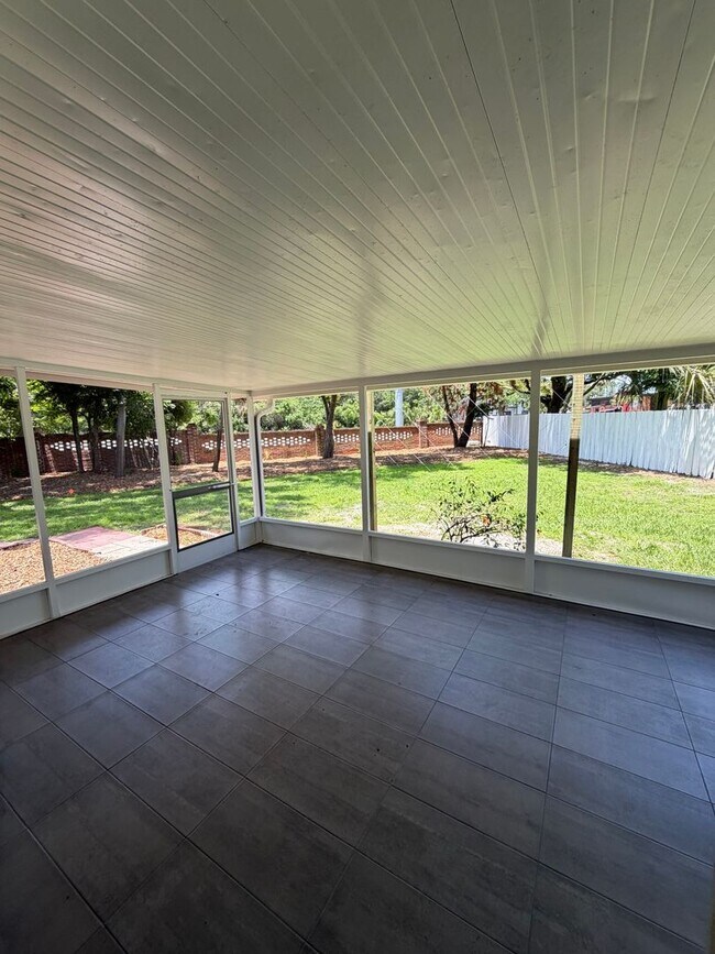 Building Photo - Winter Park 3/2 - GREAT CONDITION