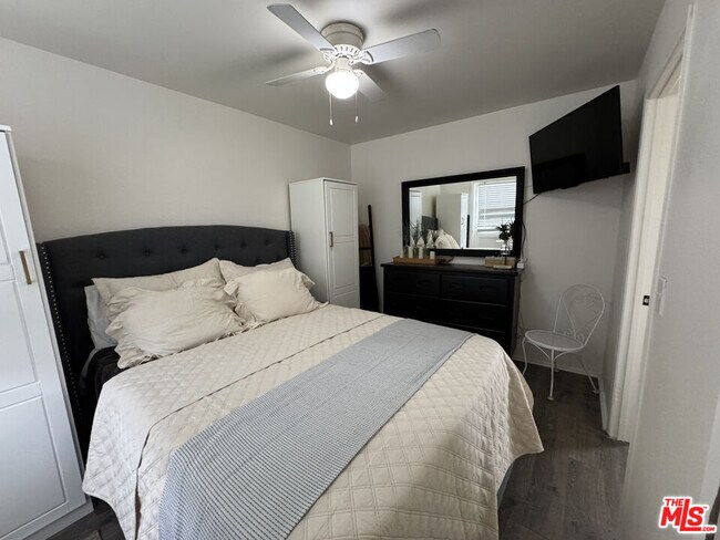 Building Photo - 11617 Washington Pl