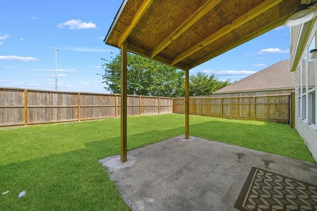 Building Photo - 2415 Cloudy Bay Dr