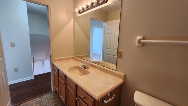 Building Photo - 1421 Wabash Ave