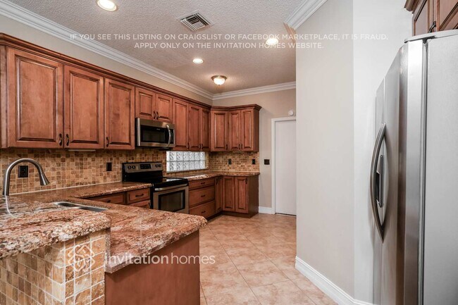 Building Photo - 7901 Lakewood Cove Ct