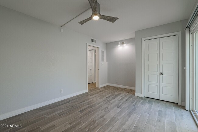 Building Photo - 3640 N 70th St