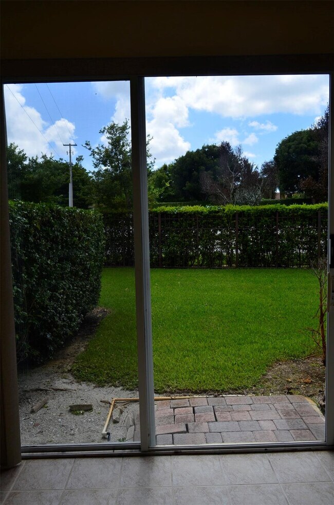 Building Photo - 3210 Merrick Terrace