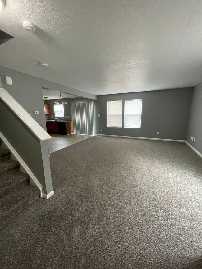 Building Photo - Franklin Twp - 4 BR home