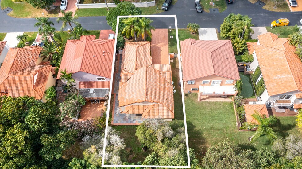 Building Photo - 4725 NW 103rd Ct