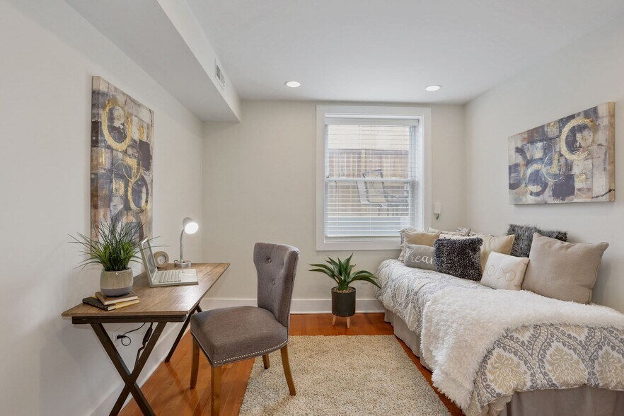 Building Photo - 43 Hanover Pl NW