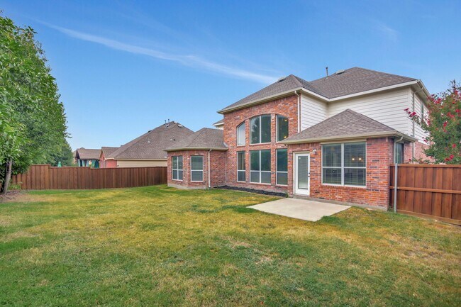 Building Photo - Stonebridge Ranch Beauty