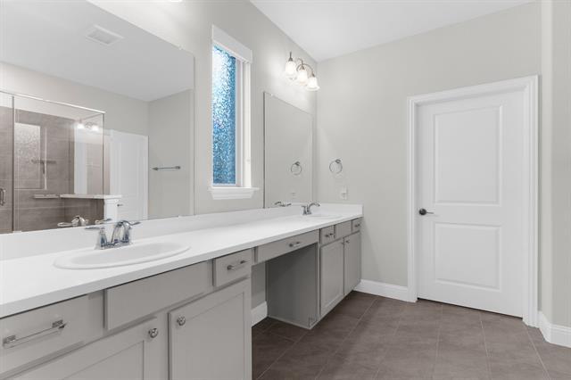 Building Photo - 1615 Sweetwater Wy