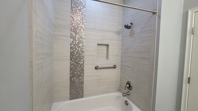 Building Photo - 1088 NW 126 Way