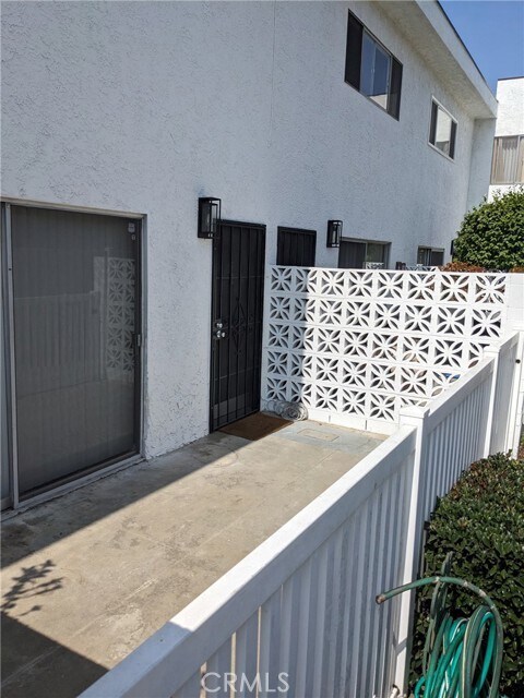 Building Photo - 2758 Orange Ave