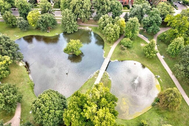 Building Photo - 439 Thurman Ave