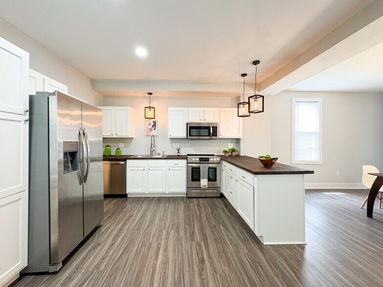 Building Photo - 4715 Wilmer Ct