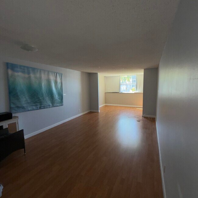 Building Photo - 701 Three Islands Boulevard