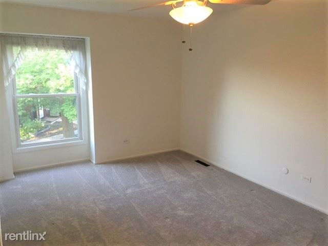 Building Photo - 2 br, 1.5 bath Condo - 1328 Inverrary Ln