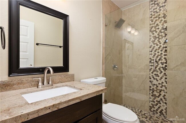 Building Photo - 15 S 27th St