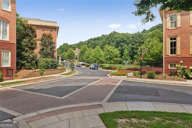 Building Photo - 900 River Vista Drive