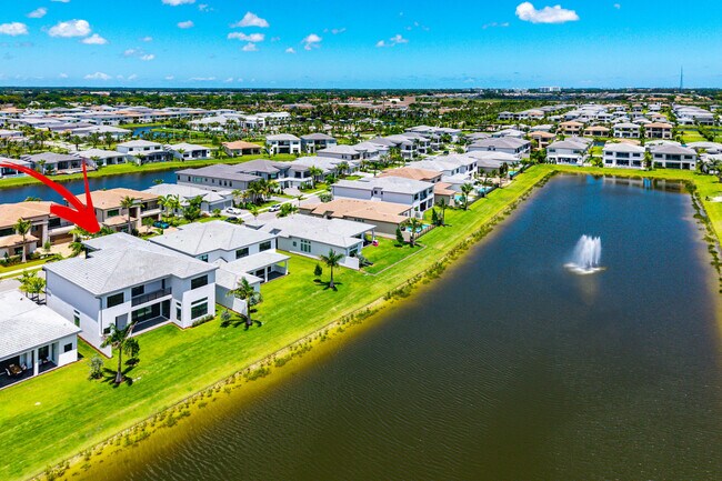 Building Photo - 9516 Riverside Pk Dr