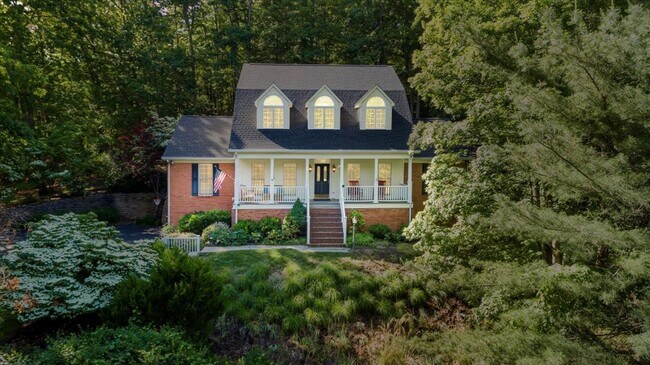 Primary Photo - Five Bedroom Home