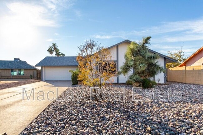 Building Photo - 4902 W Joyce Cir