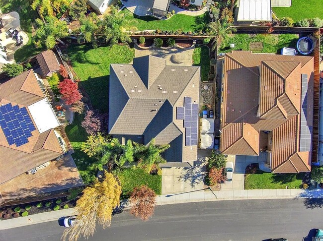 Building Photo - 107 Brighton Cir