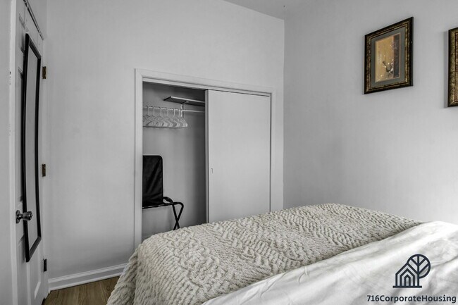 Building Photo - Furnished 2-Bedroom First-Floor Apartment Near Elmwood Village