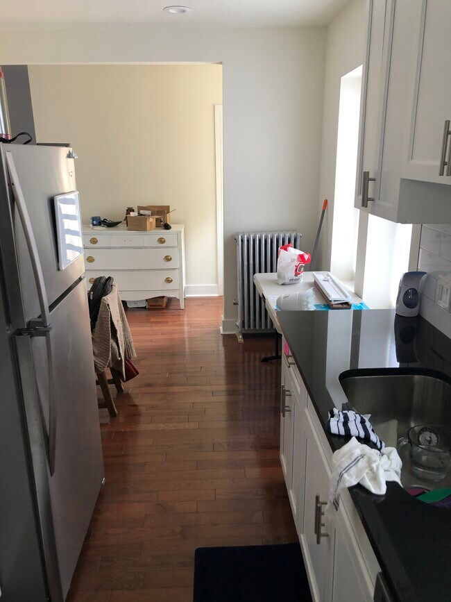 Building Photo - 4424-4432 N Wolcott Ave