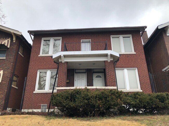 Primary Photo - 4122-4124 S. Grand