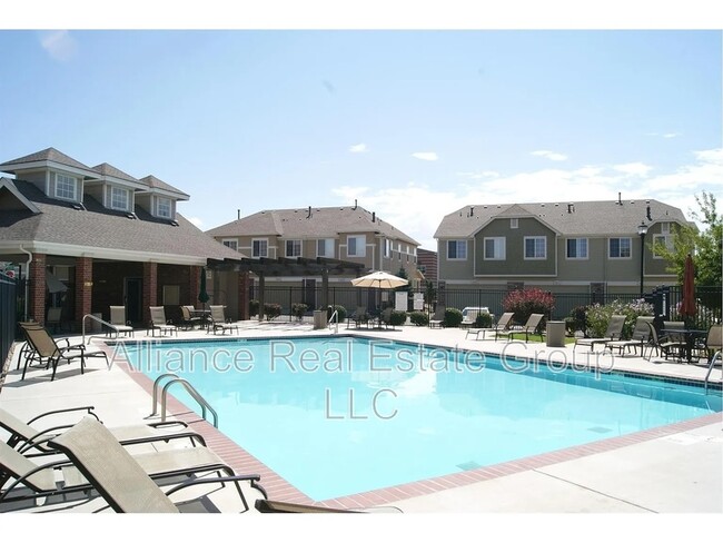 Building Photo - 16046 E Geddes Ln