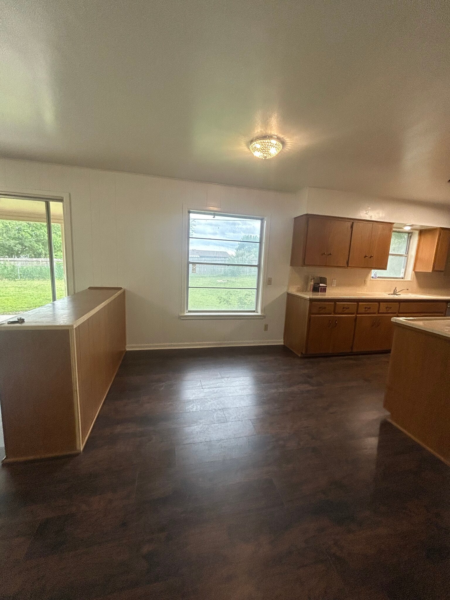 Building Photo - 110 Northaven Dr