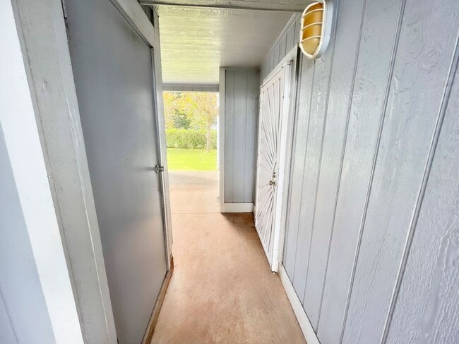 Building Photo - Charming 1-Bedroom/1-Bath - Mililani Mauka - $2250.00