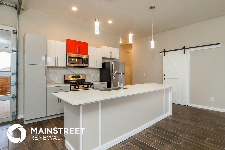 Building Photo - 11233 Paradise Out Ln