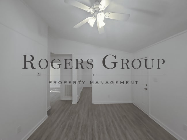 Building Photo - #450 - 240-242 Crozier St Duplex