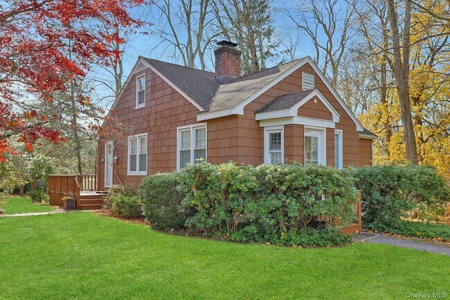 Building Photo - 71 Cox Ave