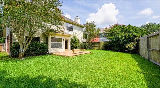 Building Photo - 4742 Stoney Point Ct