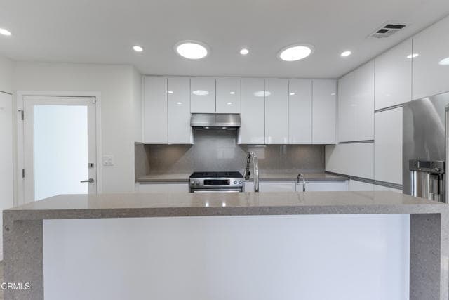 Building Photo - 4531 El Camino Corto